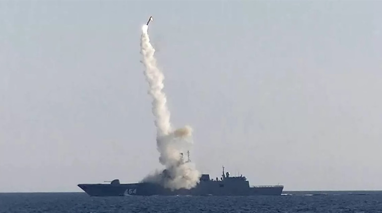 Усі судна, що прямуватимуть до портів рф, будуть розцінені, як військова ціль, — Міноборони