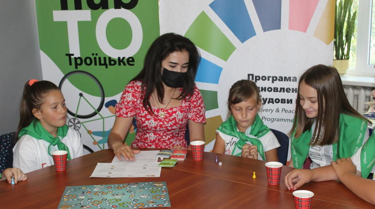 На третій грі з безпеки в студії ТатоHub перемогу отримала сім’я Петренко