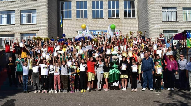 Вітання із Днем захисту дітей від Петропавлівської громади