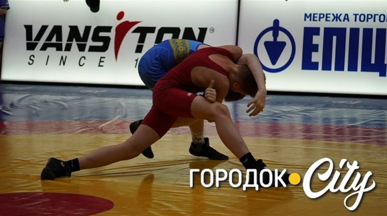 Змагання за золото: городоччани на арені другого Всеукраїнського турніру з вільної боротьби