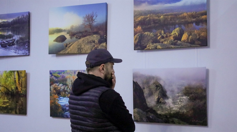 Фотограф із Первомайська Олександр Ігнатьєв везе «Магію річки Бог» у Південноукраїнськ