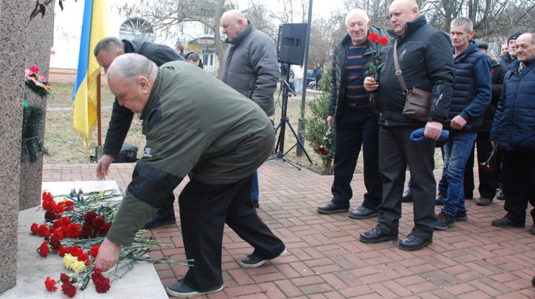 У Шостці вшанували героїчний подвиг учасників ліквідації наслідків аварії на Чорнобильській АЕС
