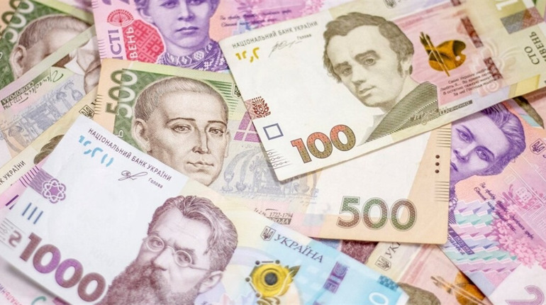 Дві мінімалки і вище: яку роботу в Сарнах пропонують у листопаді