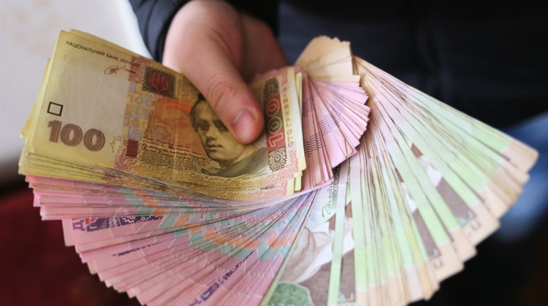 У Сватовому працівника Держпродспоживслужби та викладача навчального закладу спіймали на хабарі