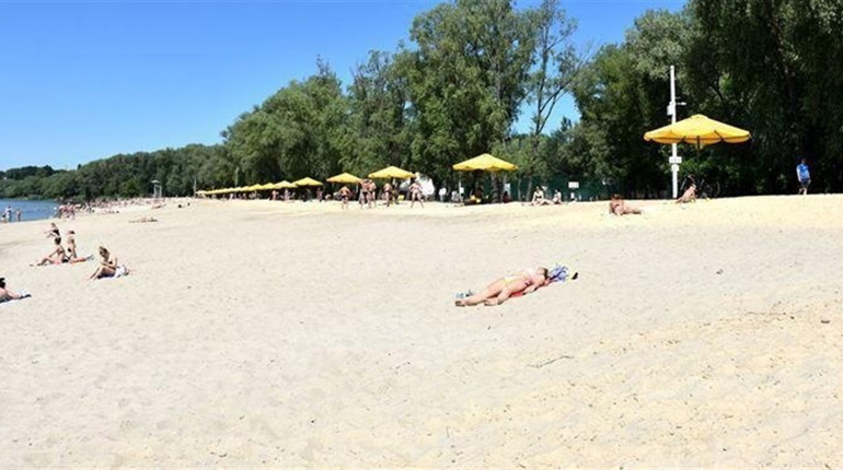 На пляжах Чернігова різко погіршилась якість води, жителів просять не купатися