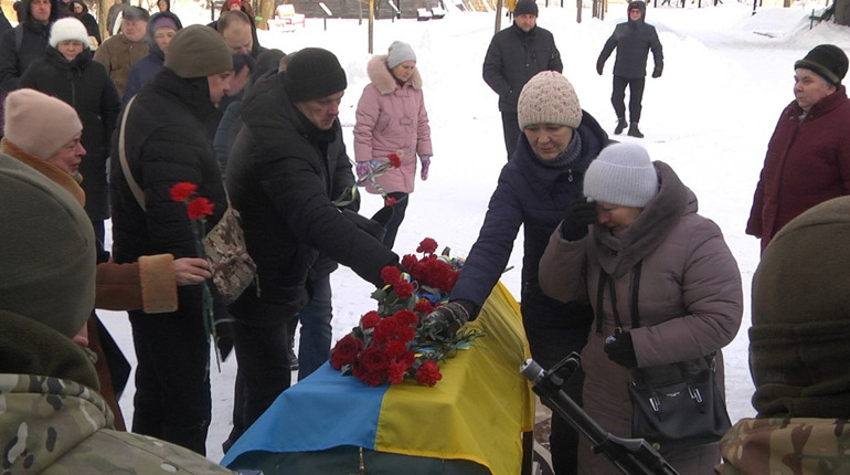 Шостка провела в останню путь навідника відділення морської піхоти