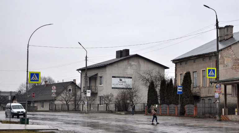 У Чорткові під колесами авто опинився студент (оновлено)