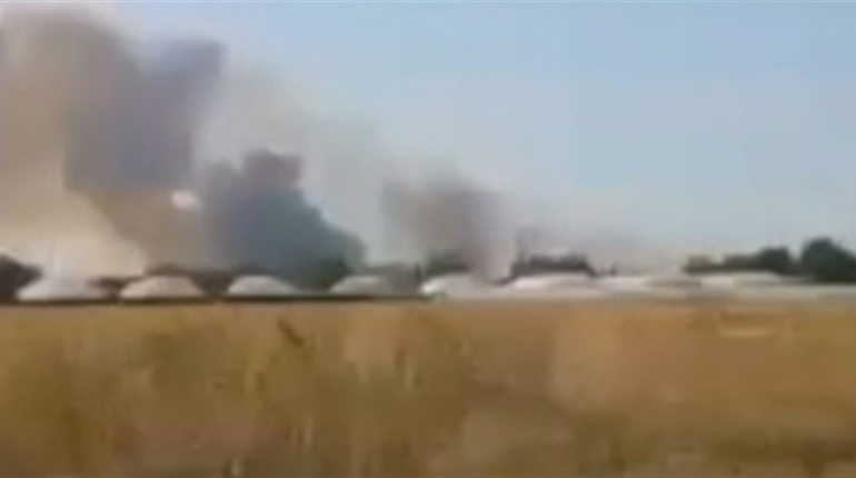 Біля Нової Каховки горів ворожий склад
