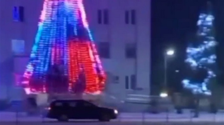 Водій Ford Mondeo накатав під ялинкою на ч.1 ст. 122 Адміністративного Кодексу України