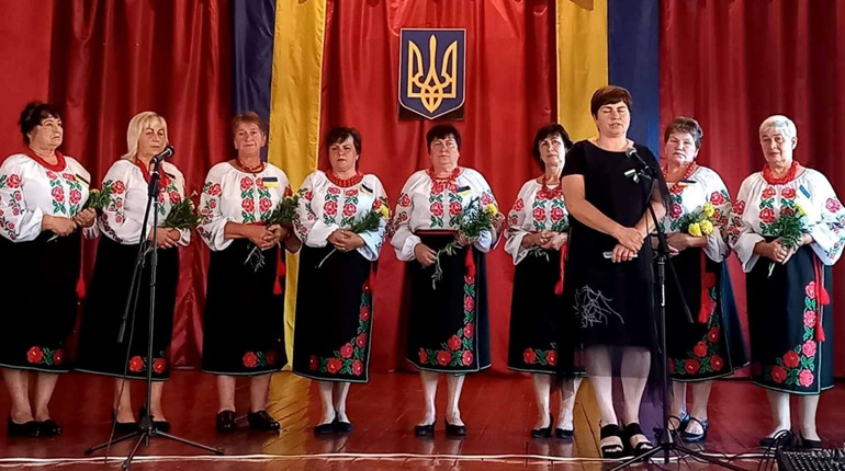 Жителі Семенівки святкували День села та збирали гроші на ЗСУ