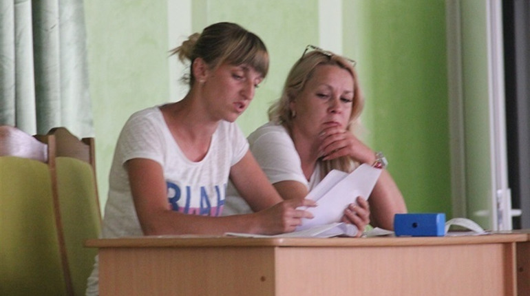 Перше засідання ОВК відбулося без секретаря та заступника голови