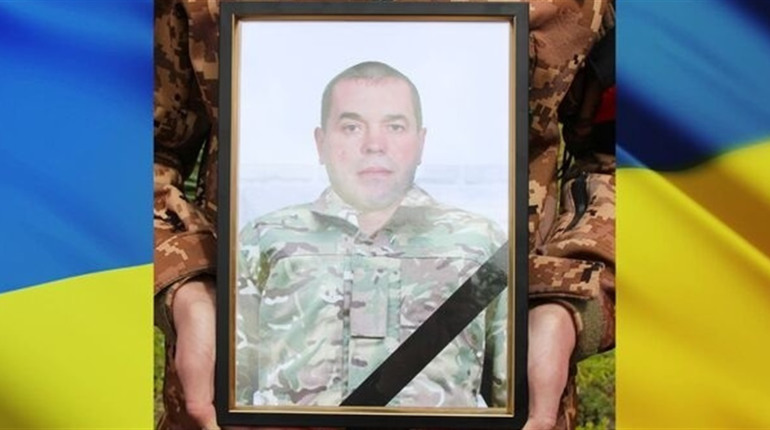 Дев'ять місяців воїна вважали безвісти зниклим: Нетішин провів у засвіти Героя Сергія Свіжевського