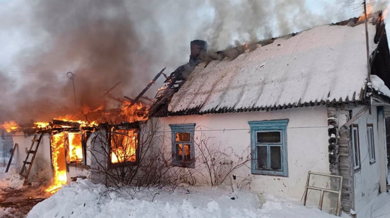 У Сарненському районі зайнявся житловий будинок