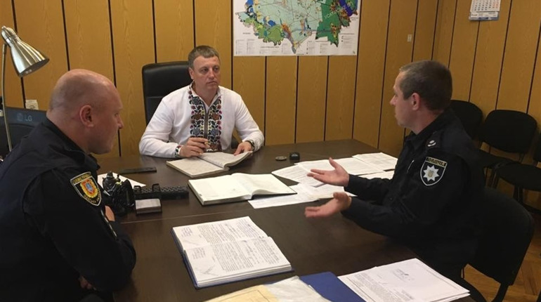 Біляївські поліцейські розповіли все про свою роботу та проблеми: креативно і лаконічно