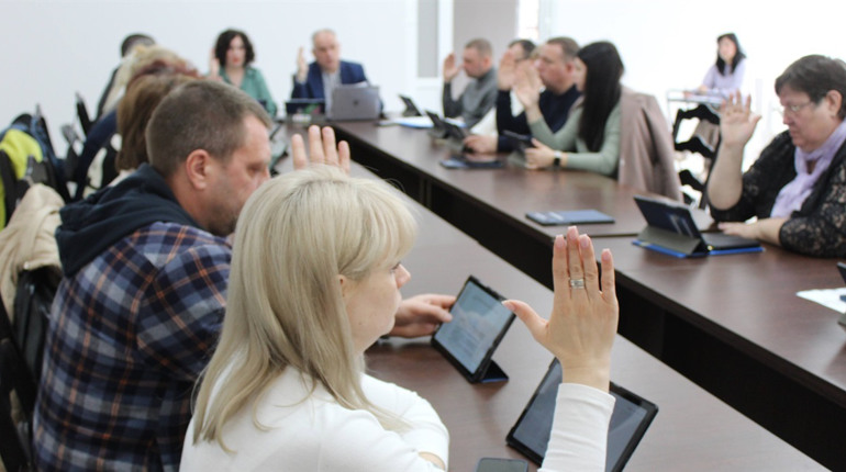 Виконком у Мені: завершення опалювального сезону та нові рішення громади