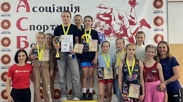 У Сарненському районі провели чемпіонат із вільної боротьби за підтримки сімʼї полеглого воїна
