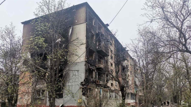 Історія вчительки з Маріуполя: літак ніколи не летів просто так — він завжди ніс смерть