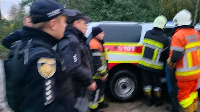 81-річний червоноградець пішов до лісу по гриби і заблукав. Знайшли його вранці наступного дня