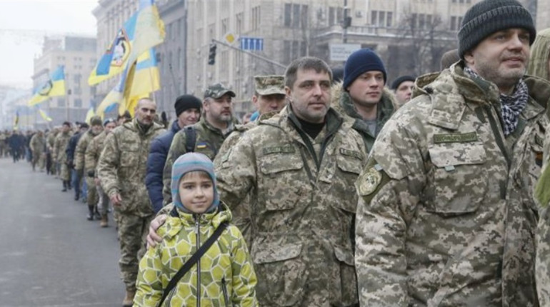 Чи будуть ветерани війни домінувати в післявоєнному керівництві України