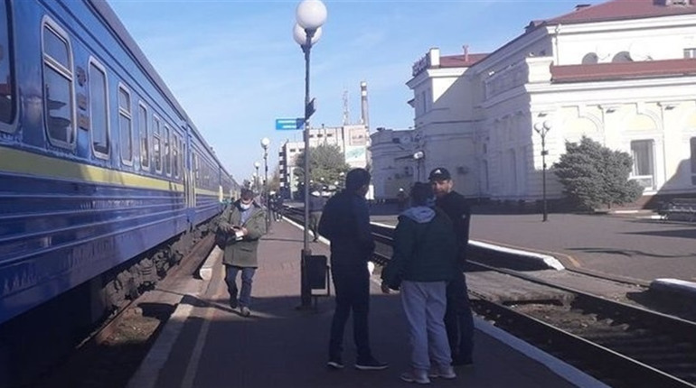 «Сподіваюся, що вони не хочуть знищити народ»