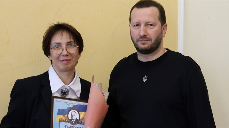 Нетішинську педагогиню Ірину Ковалінську відзначили обласною премією імені Миколи Дарманського