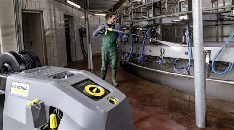 Апарат для мийки на підприємстві: бездоганна чистота всього довкола за рекордний час