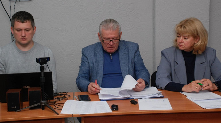 Засідання виконкому: про наслідки нещодавніх обстрілів та готовність "жити під землею"