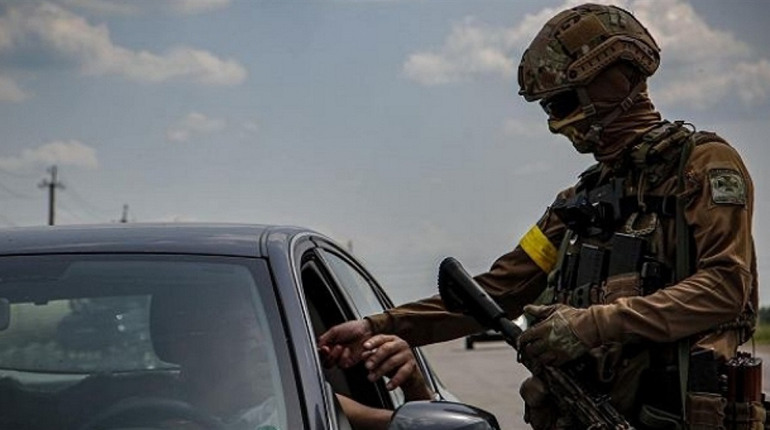 Прикордонники випускатимуть з України ще одну категорію військовозобов'язаних