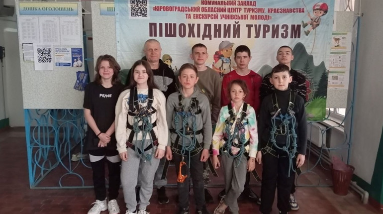 Долинські туристи на змаганнях показали результат на ІІІ юнацький розряд