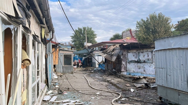 Обстріли Херсонщини: 5 поранених, пошкоджено будинки, медичний заклад та автомобілі