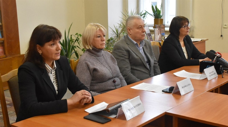 Освітяни та медики Львівщини: ми будемо в Києві з Порошенком!