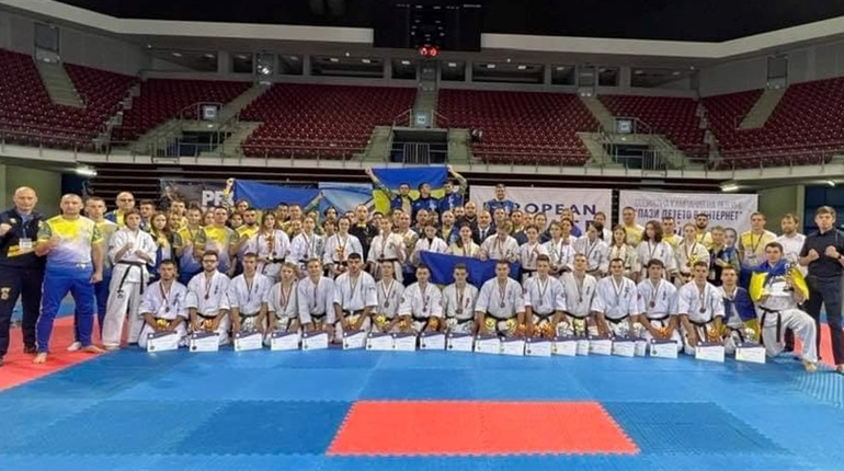 Звягельчани здобули медалі на чемпіонаті Європи з кіокушинкай карате та чемпіонаті України з карате