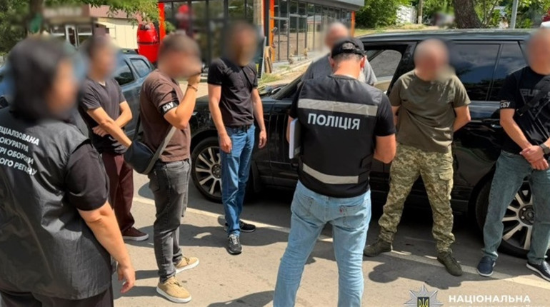 В Одесі посадовця ТЦК підозрюють у вимаганні хабаря на 500 літрів дизпалива
