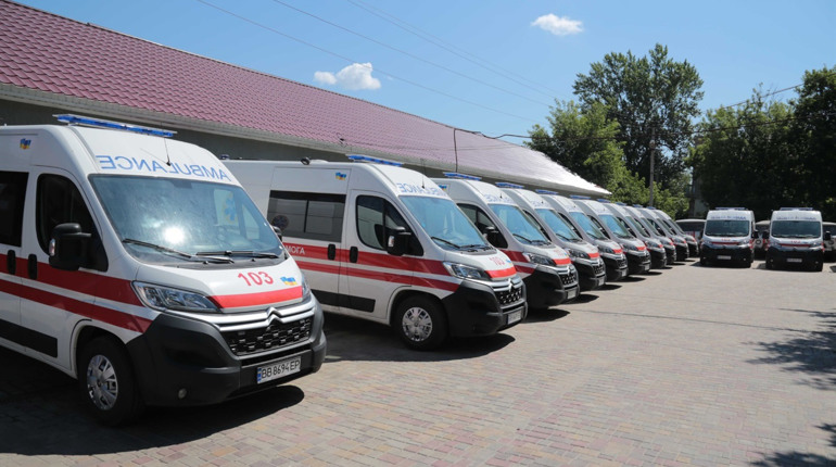 Три підстанції екстреної медичної допомоги Сватівського району отримали нові «швидкі»: подробиці