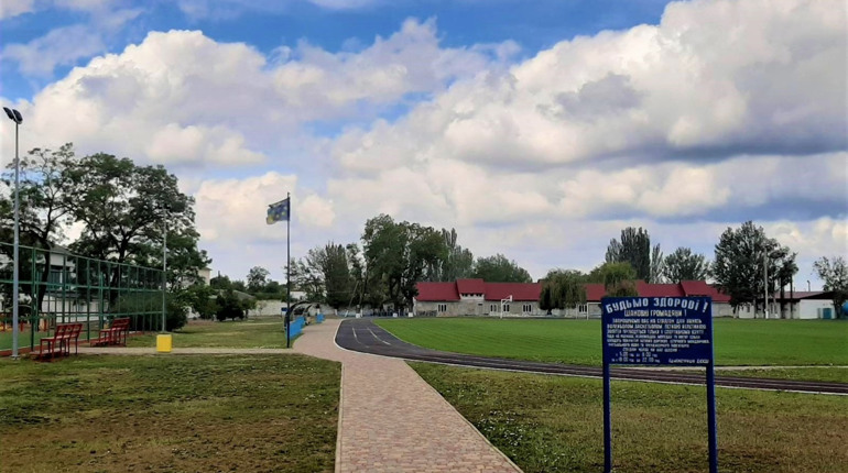 На старт: стадіон Біляївської ДЮСШ знову працює і відкритий для відвідувачів