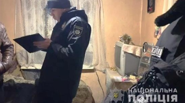 В Біляївці через відмову кохатися чоловік зарізав свою співмешканку