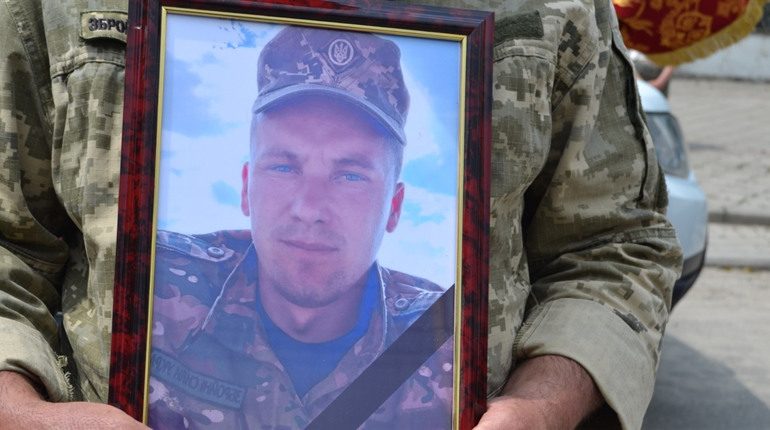 Довжиною в рік – остання дорога додому на Чортківщину воїна Батицького Мирослава
