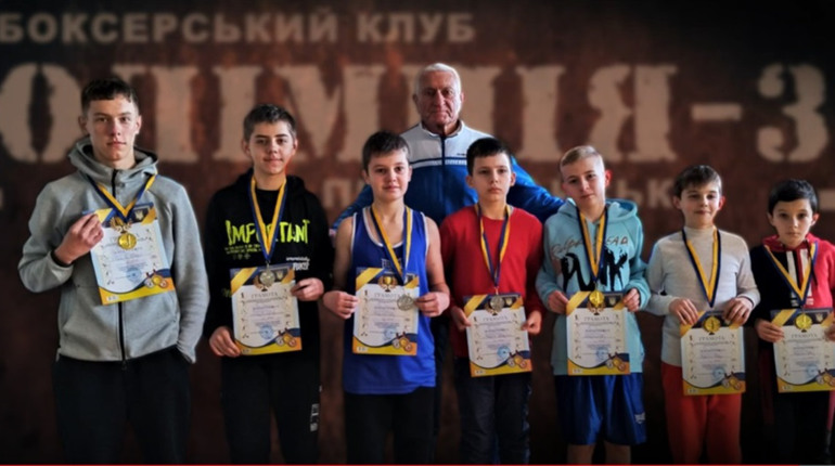 Додому з медалями. Первомайські юні боксери взяли участь у змаганнях на Одещині