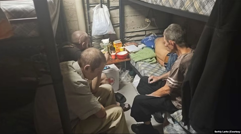 Четверо чоловіків, яких депортували з в'язниць Херсонщини до РФ, звернулися до Європейського суду