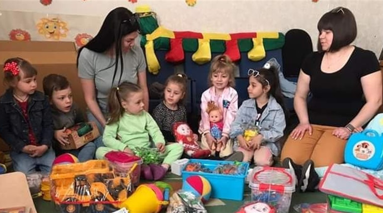 Садочки Жовтих Вод разом з Юнісеф проводять двічі на тиждень заняття в Палаці Культури