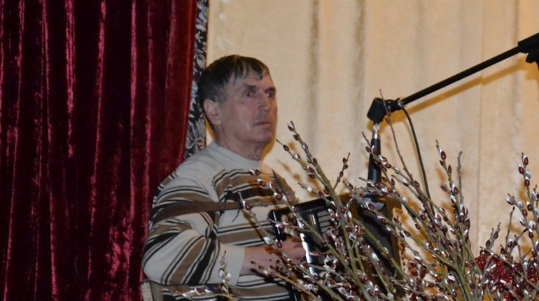 Зупинилося серце 72-річного музиканта з Глухівщини Миколи Гурця