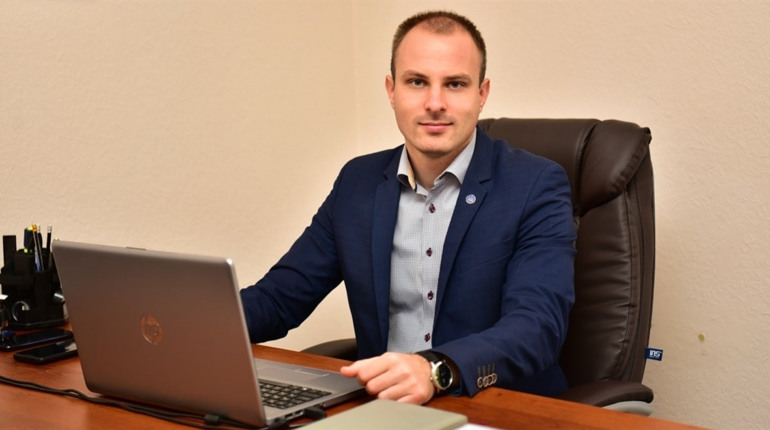 Допомога юриста у вирішенні найскладніших справ