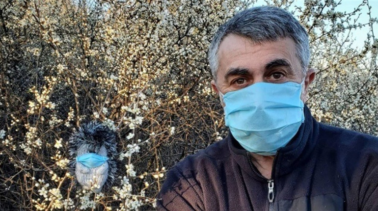 Лікар Комаровський вважає, що після Нового року ситуація з COVID-19 в Україні покращиться: що вплине