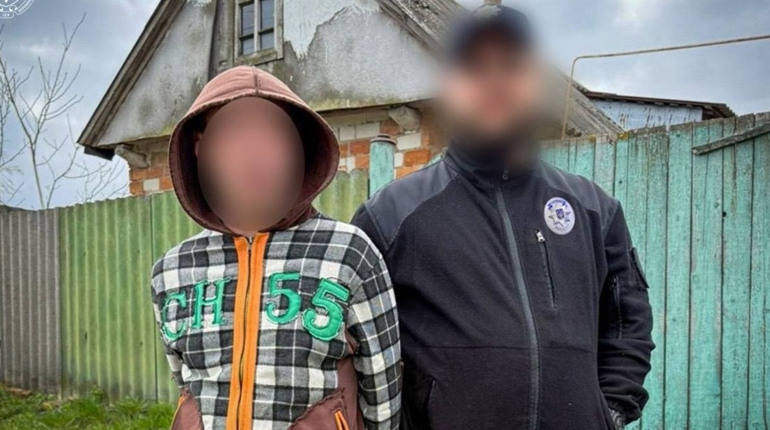 Повідомив про вбивство матері та замінування медичної установи у прифронтовій громаді