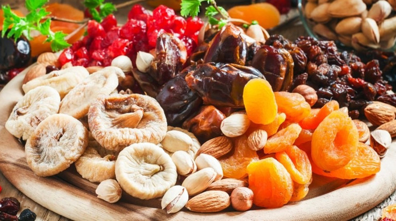 Які продукти можна їсти у Великий піст, а від чого треба відмовитися: корисні поради