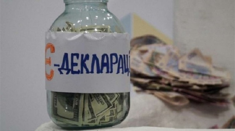 Зарплати посадовців Калинівської міської ради за 2019 рік: що це коштує платникам податків