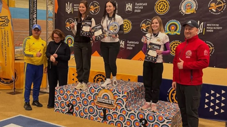 Лучниця з Нової Каховки відзначилася у чемпіонаті України