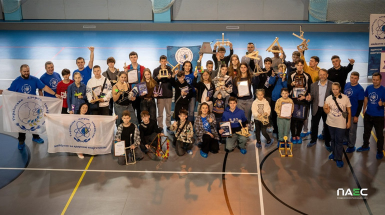 Від ідеї до польоту: УкрЯТ спільно з філією «ВП ПАЕС» провели захід «Я інженер. Катапульта»