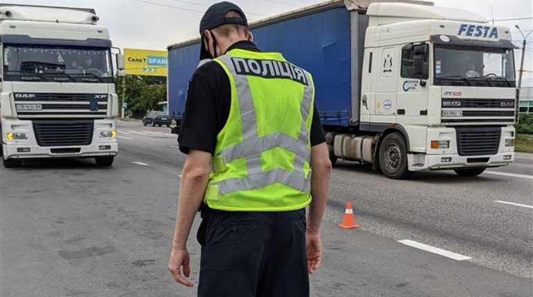 Перевірятимуть багатотонники: на Харківщині запрацював перший ваговий комплекс