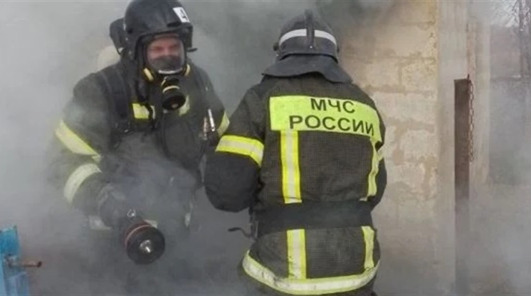 Масштабна пожежа у Мелітополі: є загиблий